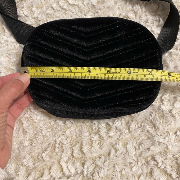 Black Velour Cross Body - Picture 4 of 5